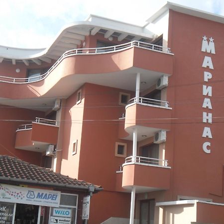 Marianas Guesthouse Obzor Esterno foto