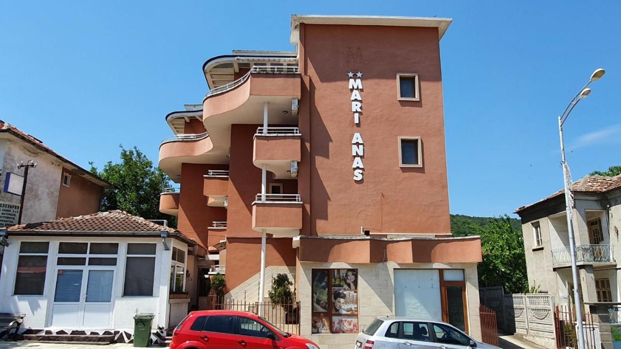 Marianas Guesthouse Obzor Esterno foto