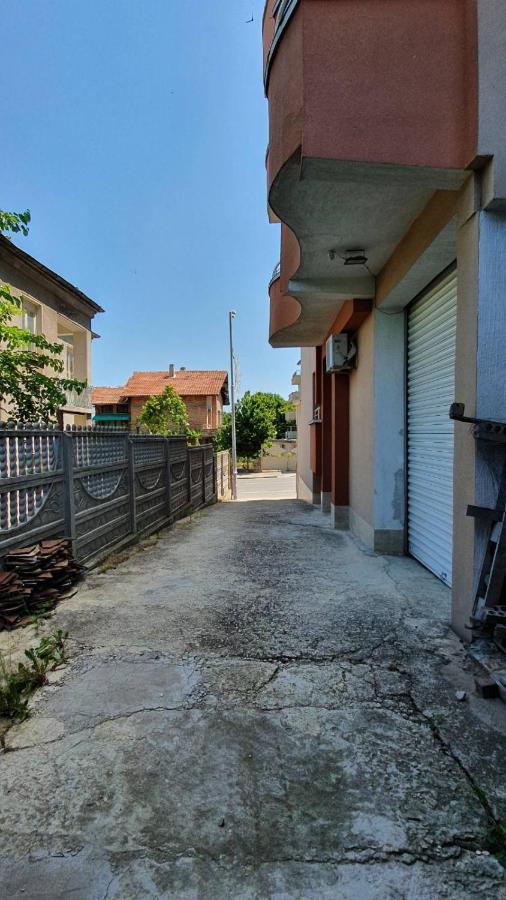 Marianas Guesthouse Obzor Esterno foto