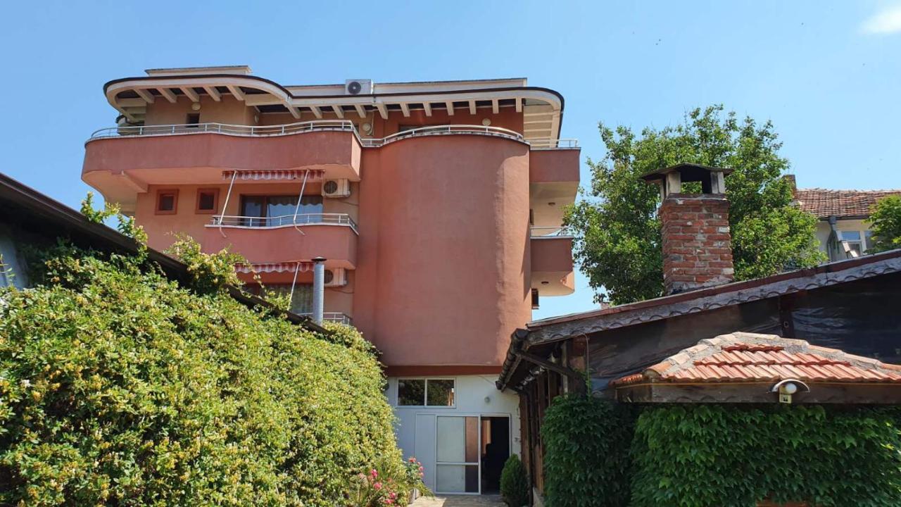 Marianas Guesthouse Obzor Esterno foto