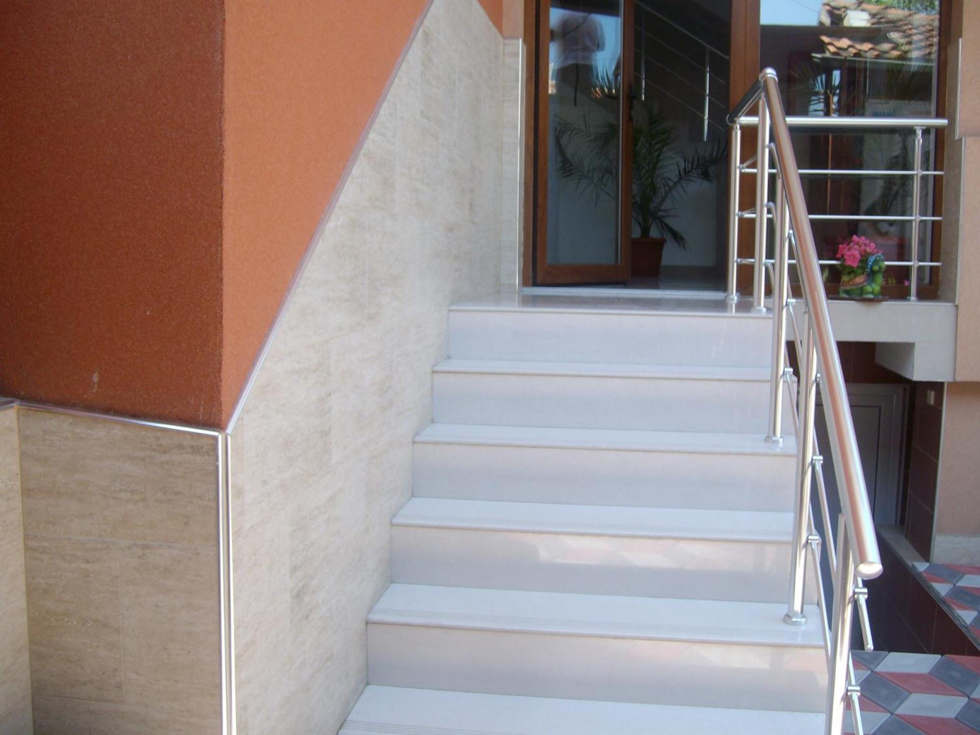 Marianas Guesthouse Obzor Esterno foto
