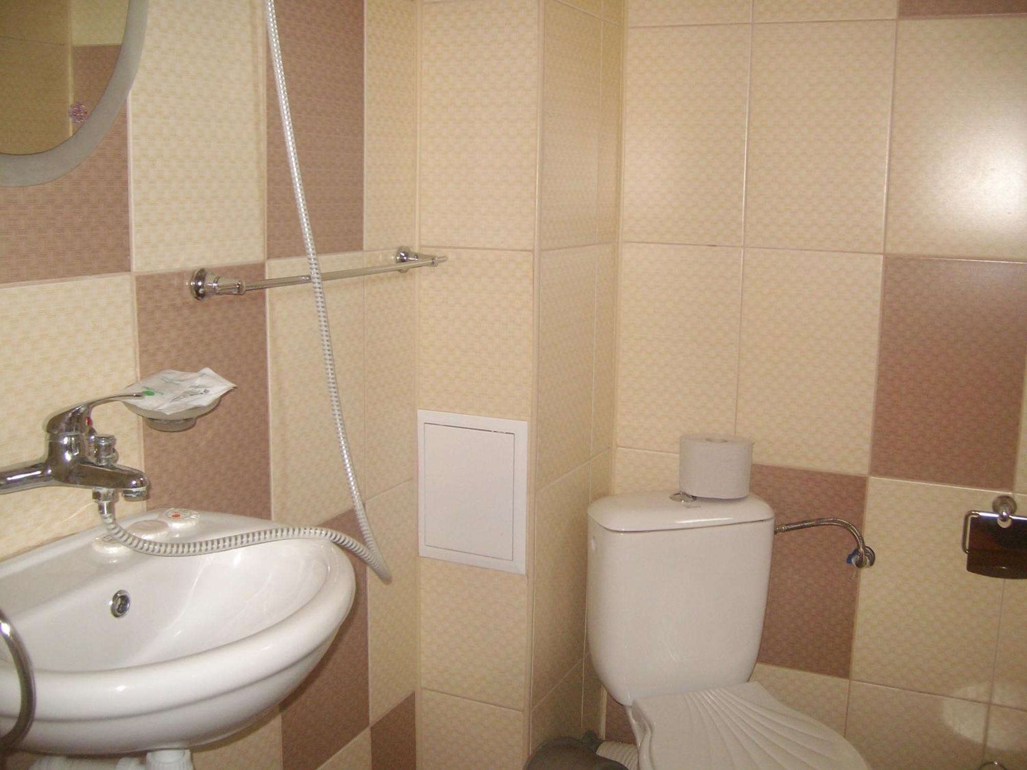 Marianas Guesthouse Obzor Esterno foto
