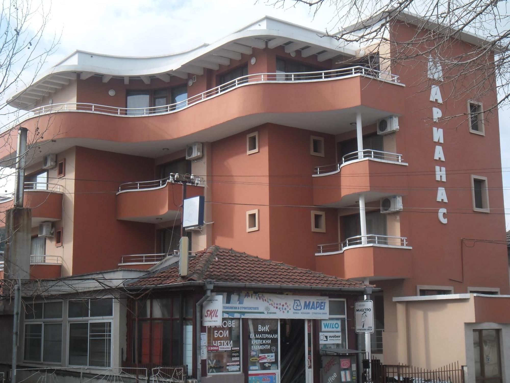 Marianas Guesthouse Obzor Esterno foto