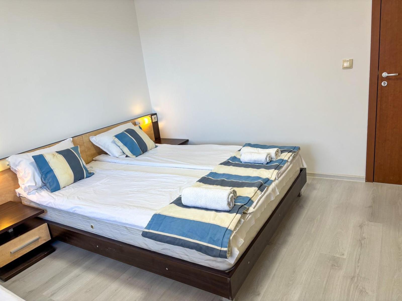 Marianas Guesthouse Obzor Esterno foto